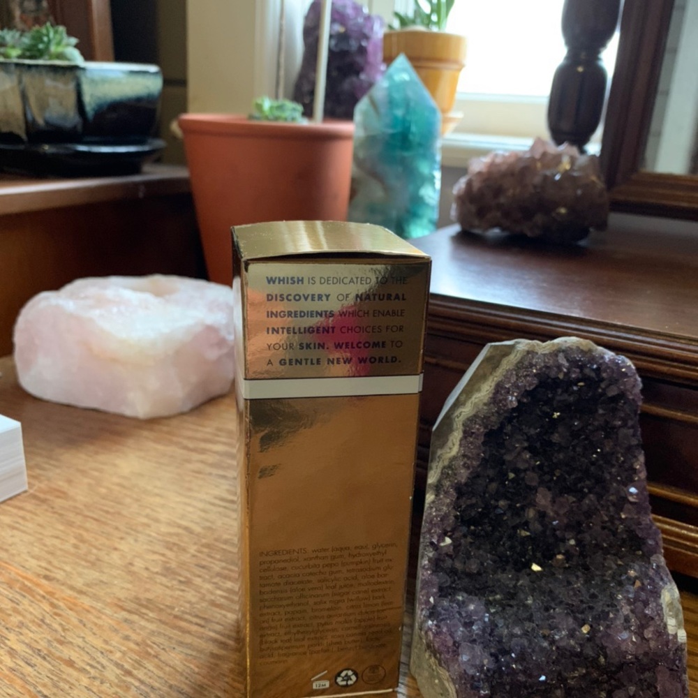 Whish exfoliating foot mask, sealed in box. - Picture 3 of 4